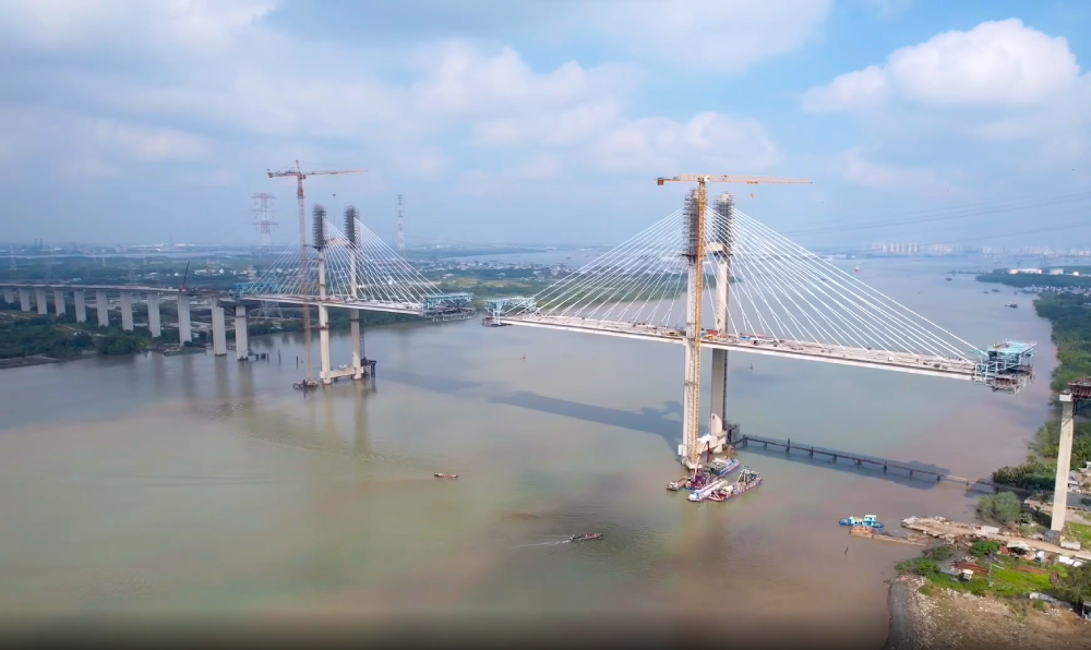 C&acirc;y cầu quan trọng tr&ecirc;n cao tốc Bến Lức - Long Th&agrave;nh sắp ho&agrave;n th&agrave;nh: Khu vực n&agrave;o sẽ hưởng lợi?- Ảnh 4.