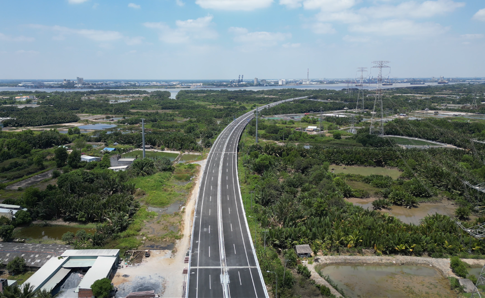 C&acirc;y cầu quan trọng tr&ecirc;n cao tốc Bến Lức - Long Th&agrave;nh sắp ho&agrave;n th&agrave;nh: Khu vực n&agrave;o sẽ hưởng lợi?- Ảnh 9.
