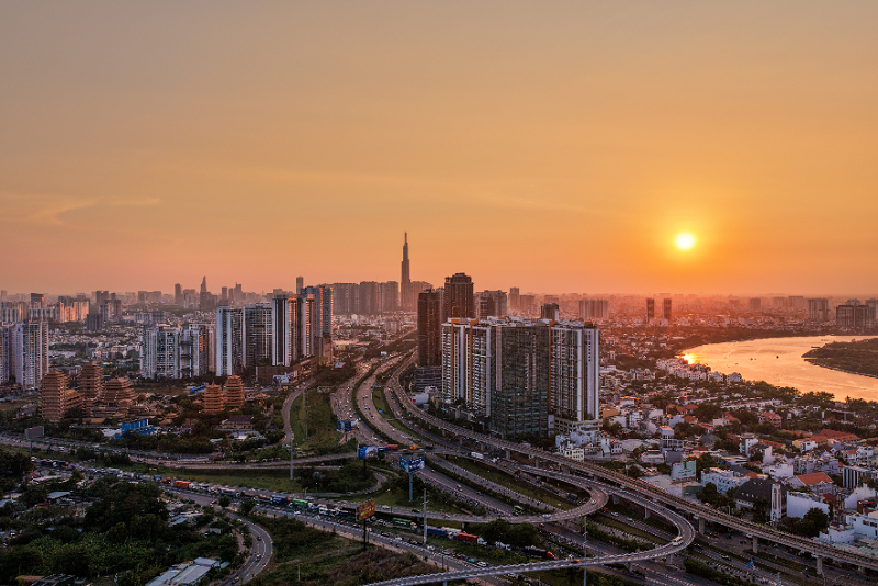 L&atilde;i suất hạ nhiệt, nh&agrave; đầu tư rời &ldquo;s&oacute;ng ngắn&rdquo; chuyển sang săn gi&aacute; trị d&agrave;i hạn- Ảnh 1.