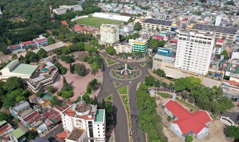 FLC muốn khảo s&aacute;t đầu tư tổ hợp du lịch sinh th&aacute;i, nghỉ dưỡng, vui chơi giải tr&iacute; v&agrave; s&acirc;n golf tại Đắk Lắk- Ảnh 1.