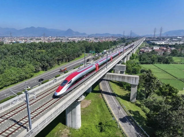 Hai địa phương ho&agrave;n tất giải ph&oacute;ng mặt bằng tuyến đường sắt tốc độ cao H&agrave; Nội - Quảng Ninh- Ảnh 1.
