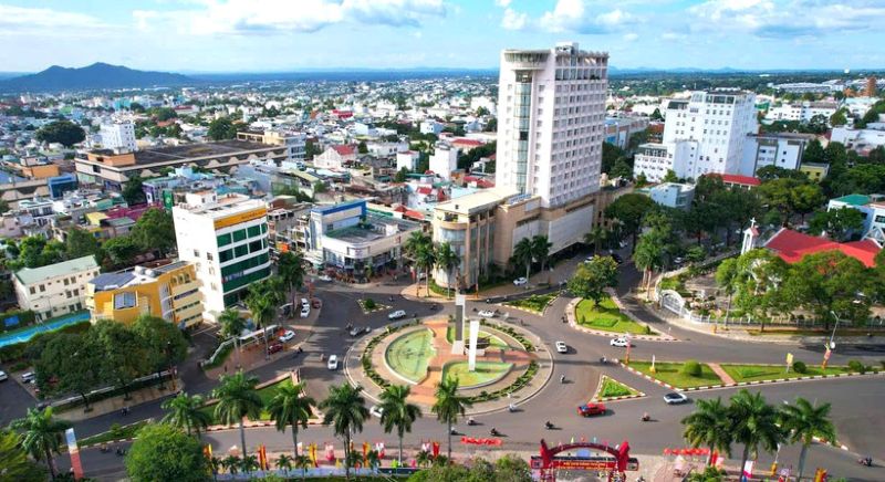 Đắk Lắk chuẩn bị &ldquo;c&uacute; h&iacute;ch&rdquo; đầu tư 2026: H&agrave;ng loạt dự &aacute;n lớn sẵn s&agrave;ng gọi nh&agrave; đầu tư- Ảnh 1.