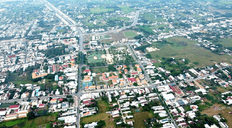 Bất động sản 24h: C&aacute;c địa phương tăng tốc lộ tr&igrave;nh l&ecirc;n phường- Ảnh 1.