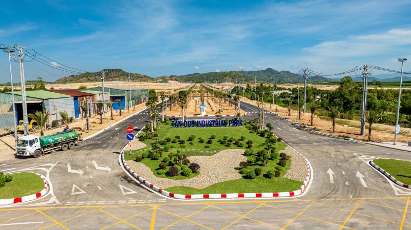 Thông tin mới nhất về tiến độ dự án khu công nghiệp quy mô 300 ha tại Lâm Đồng- Ảnh 1. Thông tin mới nhất về tiến độ dự án khu công nghiệp quy mô 300 ha tại Lâm Đồng- Ảnh 1.
