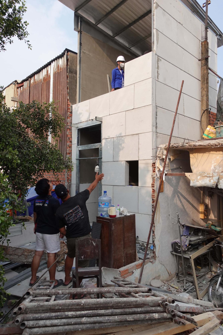 Thiết kế nhà siêu nhỏ 11m2 TP.HCM: Ứng dụng vật liệu nhẹ cho không gian tối giản- Ảnh 3.