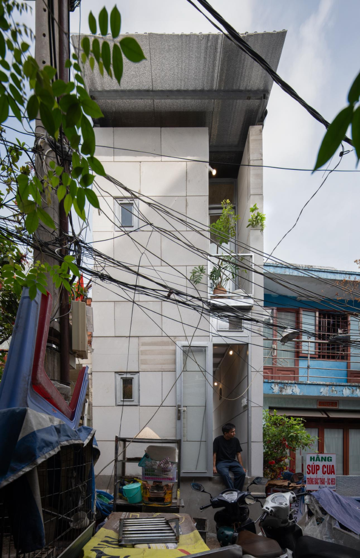 Thiết kế nhà siêu nhỏ 11m2 TP.HCM: Ứng dụng vật liệu nhẹ cho không gian tối giản- Ảnh 4.