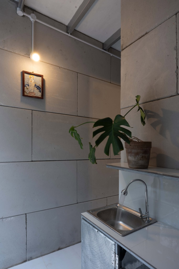 Thiết kế nhà siêu nhỏ 11m2 TP.HCM: Ứng dụng vật liệu nhẹ cho không gian tối giản- Ảnh 8.