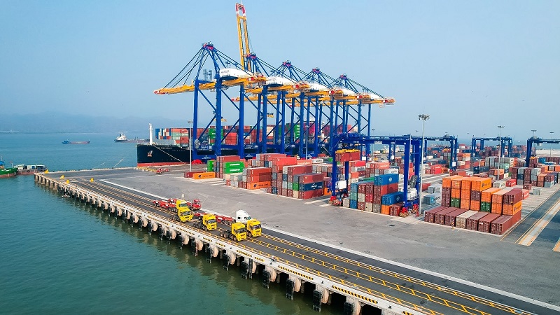 Nửa đầu năm, kim ngạch xuất nhập khẩu đạt gần 550 tỷ USD, nhập si&ecirc;u 16,65 tỷ USD- Ảnh 1.