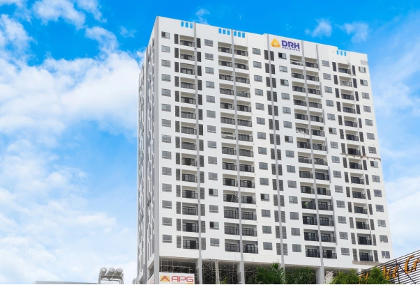 Cổ phiếu DRH Holdings bị đưa v&agrave;o diện cảnh b&aacute;o từ ng&agrave;y 13/7 do chậm tổ chức ĐHĐCĐ thường ni&ecirc;n- Ảnh 1.