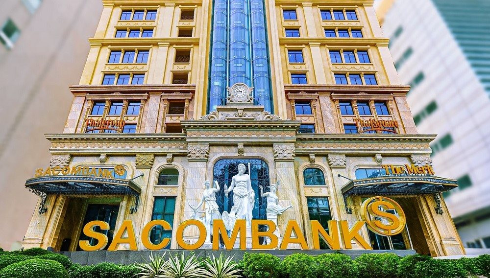 Sacombank b&aacute;o l&atilde;i 6 th&aacute;ng giảm gần 50%- Ảnh 1.
