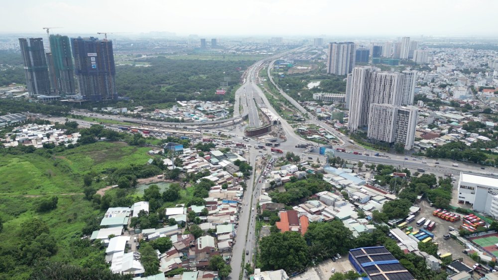 TP.HCM chốt thời hạn b&agrave;n giao hơn 22.000m2 đất tr&ecirc;n đường Lương Định Của- Ảnh 3.