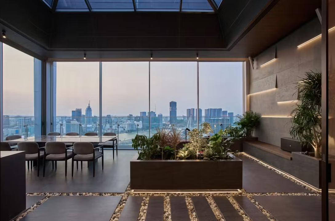 Penthouse hướng sông Sài Gòn: Phong cách nghỉ dưỡng và sự chuyển tiếp không gian vô hình- Ảnh 14.