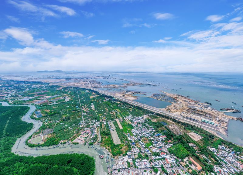 Chủ siêu dự án lấn biển 2.870 ha lãi hơn 30.000 tỷ đồng nửa đầu năm- Ảnh 1.