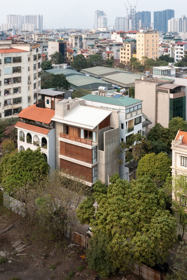 Nh&agrave; ống 5 tầng H&agrave; Nội: Cấu tr&uacute;c ti&ecirc;u chuẩn k&eacute;p gi&uacute;p kh&ocirc;ng gian hẹp s&acirc;u tự thở- Ảnh 2.