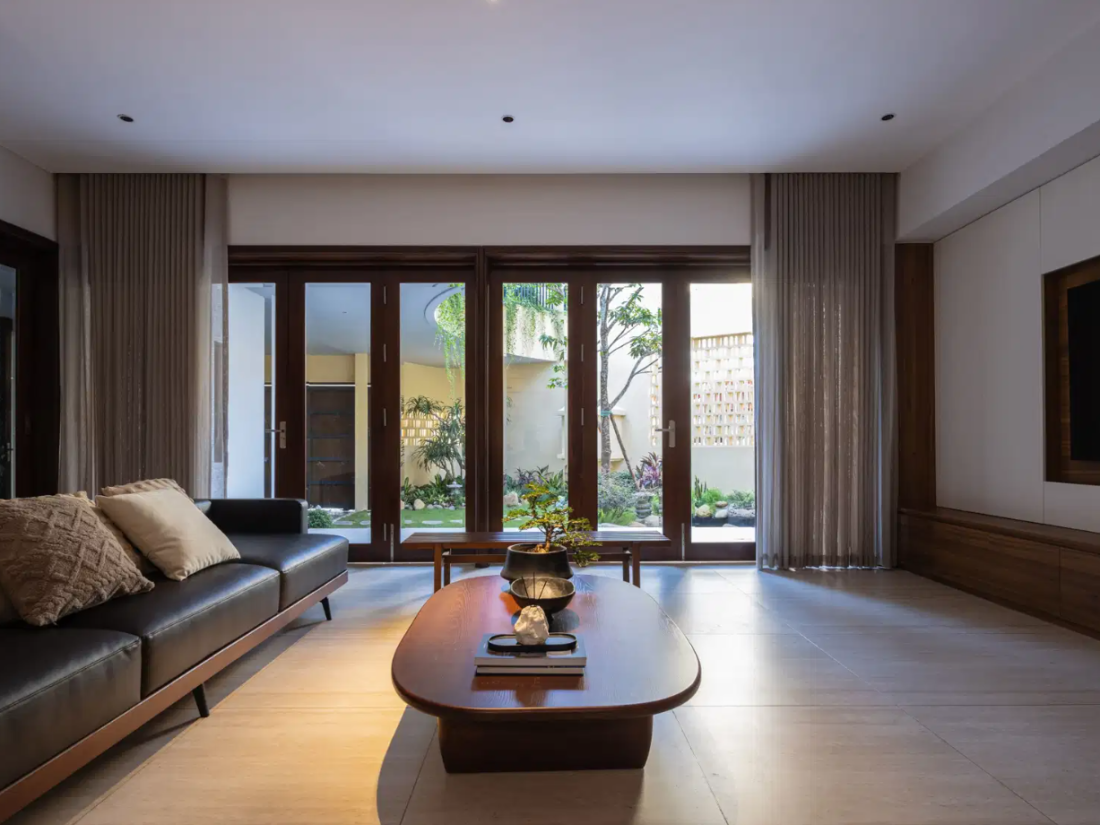 Nh&agrave; phố ba thế hệ tại H&agrave; Đ&ocirc;ng: 3 khoảng vườn đan xen h&oacute;a giải khu đất h&igrave;nh lục gi&aacute;c- Ảnh 5.
