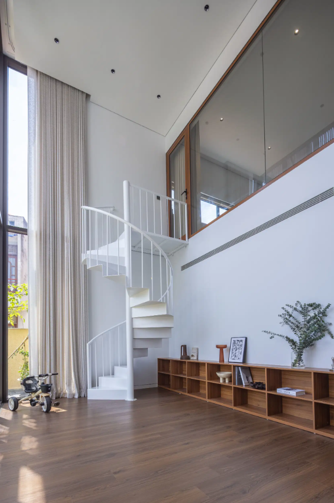 Nh&agrave; phố ba thế hệ tại H&agrave; Đ&ocirc;ng: 3 khoảng vườn đan xen h&oacute;a giải khu đất h&igrave;nh lục gi&aacute;c- Ảnh 6.