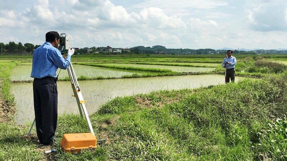 Quy định về đo đạc, x&aacute;c định lại diện t&iacute;ch khi b&aacute;n đất- Ảnh 1.