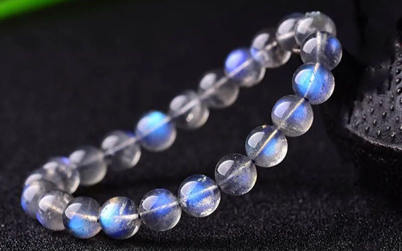 10. Đá xà cừ