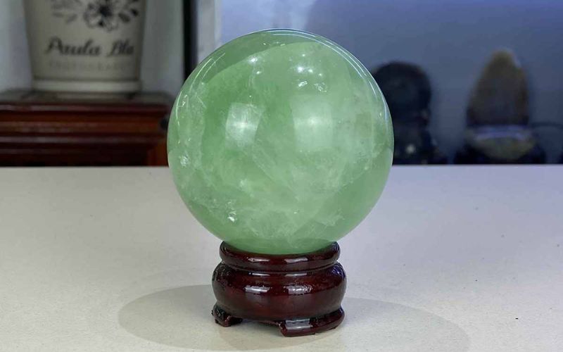 Quả cầu đá phong thủy Flourite xanh lục