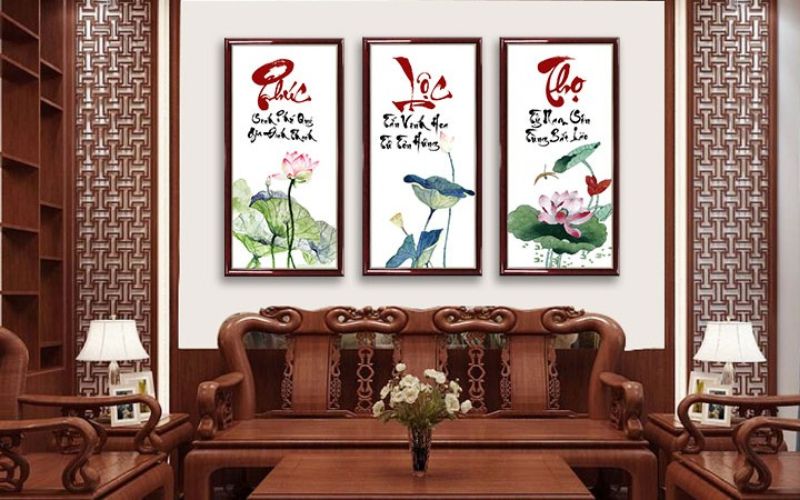 Tranh chữ lộc treo ở phòng thờ