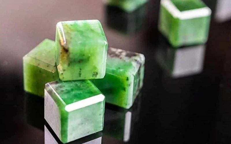 Đá phong thủy hợp với người mệnh Hỏa