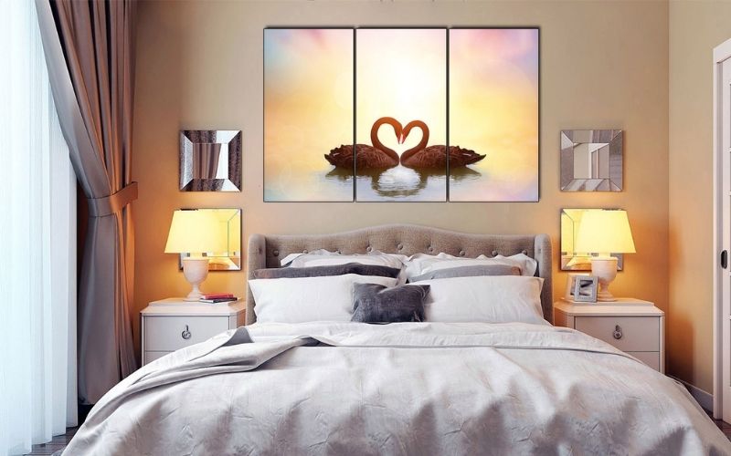 Tranh đôi uyên ương phù hợp với không gian phòng cho người có gia đình