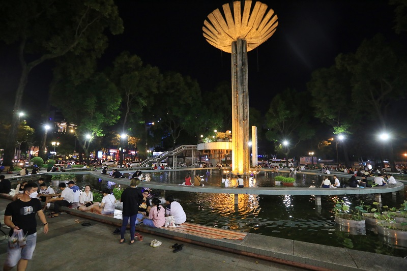 Các cách di chuyển đến Hồ Con Rùa