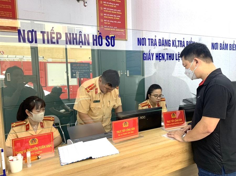 Người dân được đăng ký xe tại nơi tạm trú từ 15/8/2023
