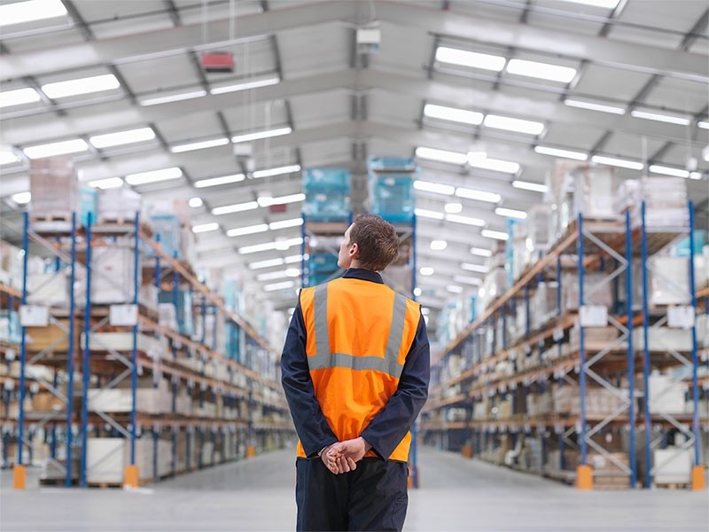 https://thanhnienviet.mediacdn.vn/images/global/treant-and-insights/jll-costs-and-disruption-top-of-mind-for-supply-chain-managers-teaser-new-800x600.jpg.rendition/cq5dam.web.1280.1280.jpeg