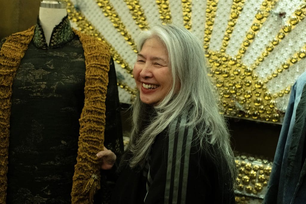 NTK gốc Việt Peter Do và NTK Mai Lâm đảm nhận thiết kế trang phục cho đêm diễn của Hà Anh Tuấn tại Mỹ- Ảnh 5. NTK gốc Việt Peter Do và NTK Mai Lâm đảm nhận thiết kế trang phục cho đêm diễn của Hà Anh Tuấn tại Mỹ- Ảnh 5.