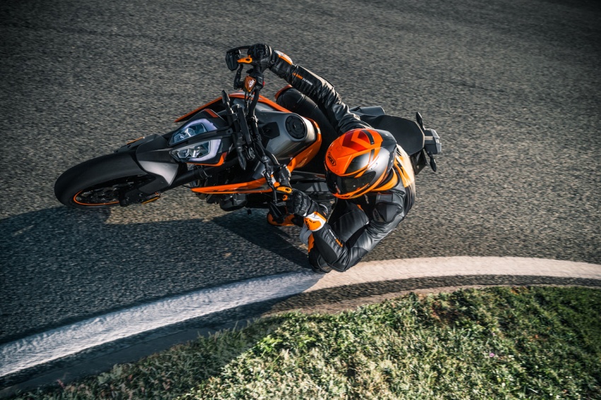 KTM Duke 790 được ra mắt từ năm 2017 tại EICMA KTM Duke 790 được ra mắt từ năm 2017 tại EICMA