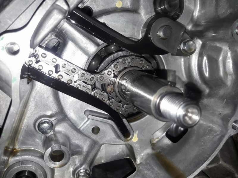 Xích cam đôi trên Honda Winner 150 nhanh giãn