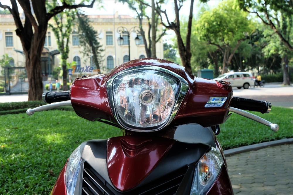 Đầu xe Honda SH Mode có hiện tượng nặng, lệch lái