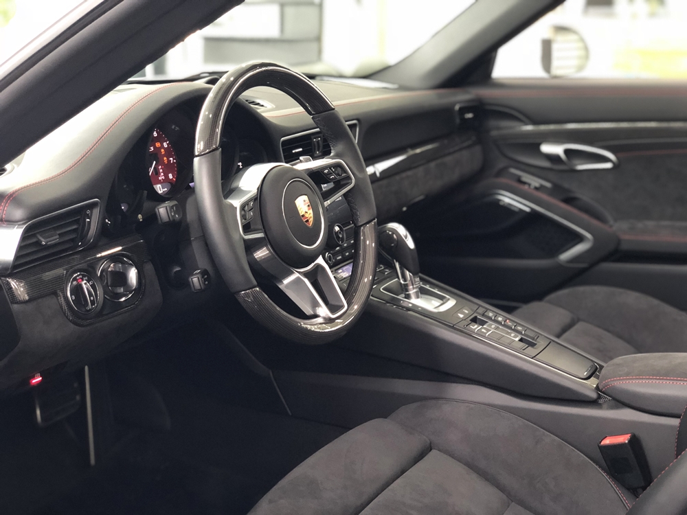 Đẳng cấp săn Porsche 911 của "vua c&agrave; ph&ecirc;" Việt Nam: Tậu ngay 911 Targa 4 GTS độc nhất- Ảnh 6.