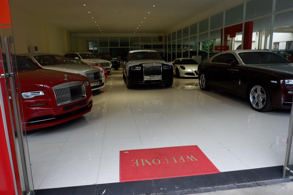 Kh&aacute;m ph&aacute; showroom to&agrave;n xe Rolls-Royce tại Campuchia khiến kh&ocirc;ng &iacute;t nh&agrave; gi&agrave;u Việt th&egrave;m kh&aacute;t