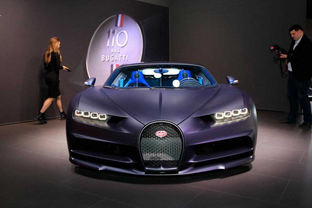 Cận cảnh vẻ đẹp của Bugatti Chiron Sport 110 Ans Edition