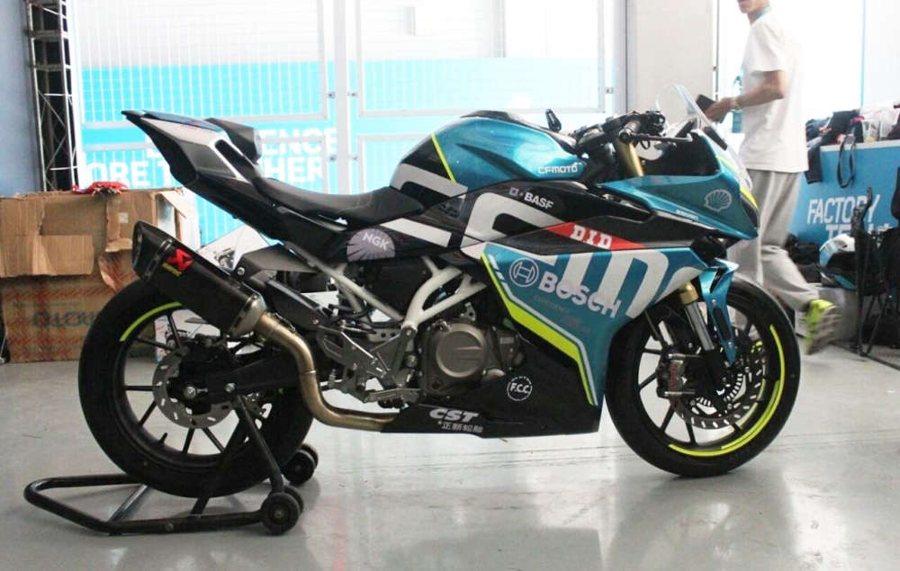 CF Moto CFMoto đưa sport bike 300SR về Việt Nam