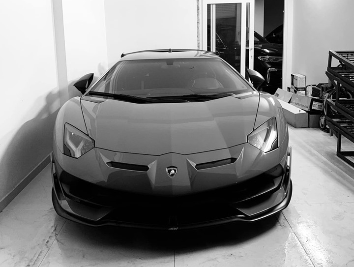 Siêu xe cực hiếm Lamborghini Aventador SVJ đầu tiên về Việt Nam khiến nhiều người choáng ngợp Siêu xe cực hiếm Lamborghini Aventador SVJ đầu tiên về Việt Nam khiến nhiều người choáng ngợp