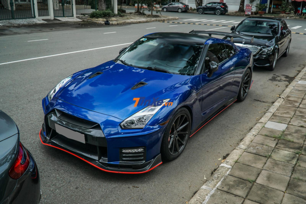 Đánh giá nhanh hàng hiếm Nissan GT-R R35 độ body kit Nismo Đánh giá nhanh hàng hiếm Nissan GT-R R35 độ body kit Nismo