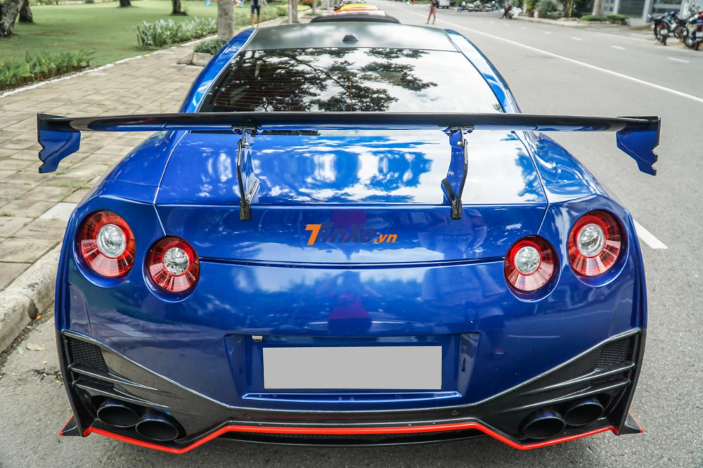 Gói nâng cấp lên body kit phiên bản hiệu suất cao Nismo giúp ngoại hình chiếc Nissan GT-R R35 bắt mắt hơn trước Gói nâng cấp lên body kit phiên bản hiệu suất cao Nismo giúp ngoại hình chiếc Nissan GT-R R35 bắt mắt hơn trước