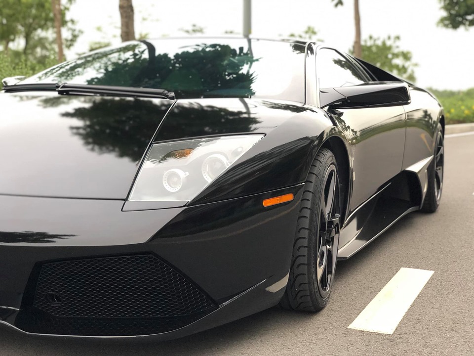 Bộ áo Batman này được dán đề-can