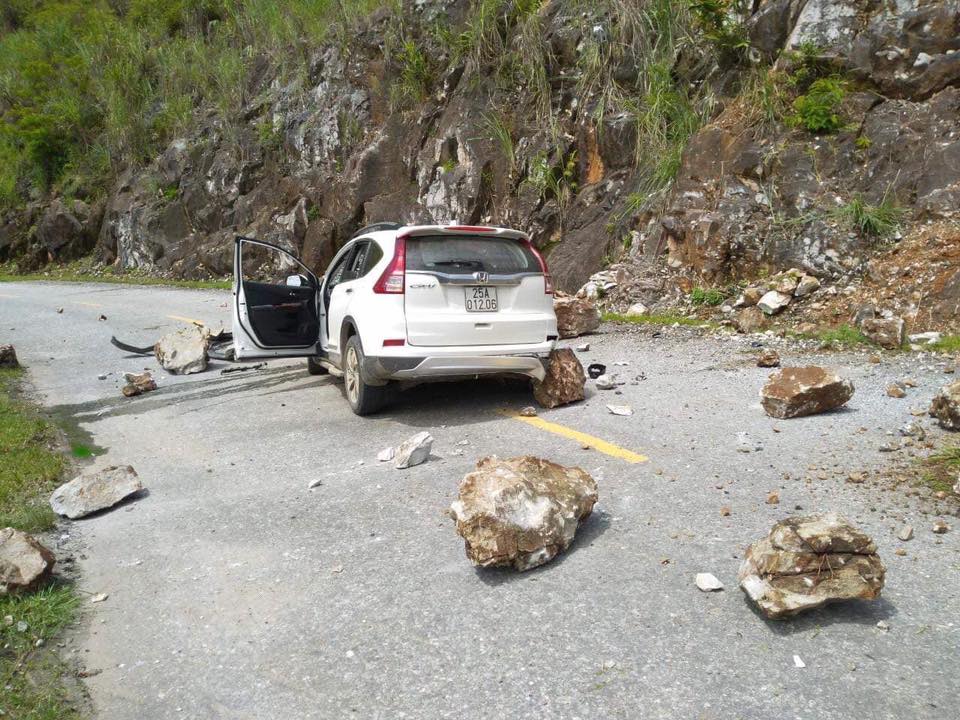 Chiếc Honda CR-V tại hiện trường vụ tai nạn