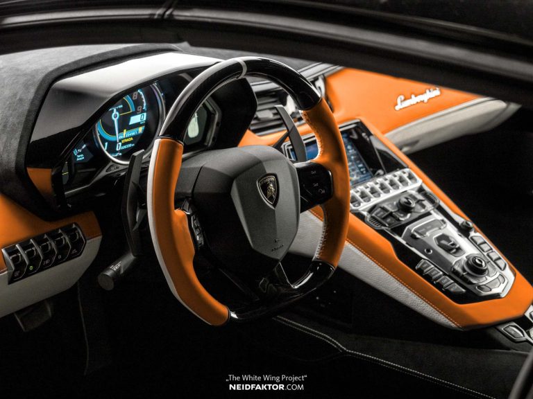 V&ocirc; lăng của chiếc Lamborghini Aventador Roadster độ
