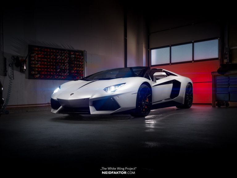 Chiếc si&ecirc;u xe Lamborghini Aventador Roadster độ