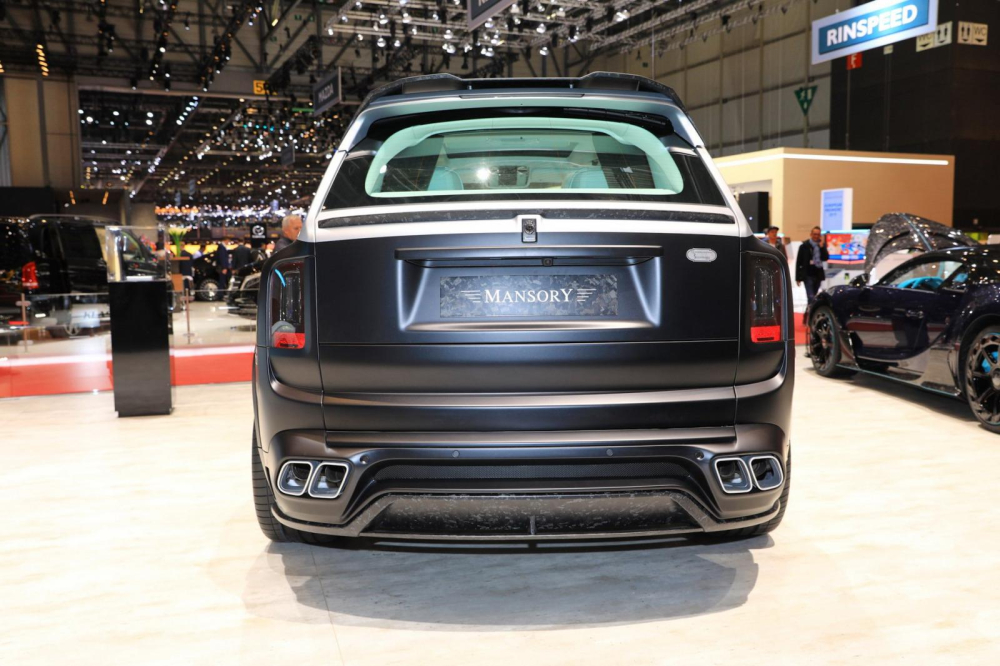 Thiết kế đu&ocirc;i xe của Rolls-Royce Cullinan Billionaire