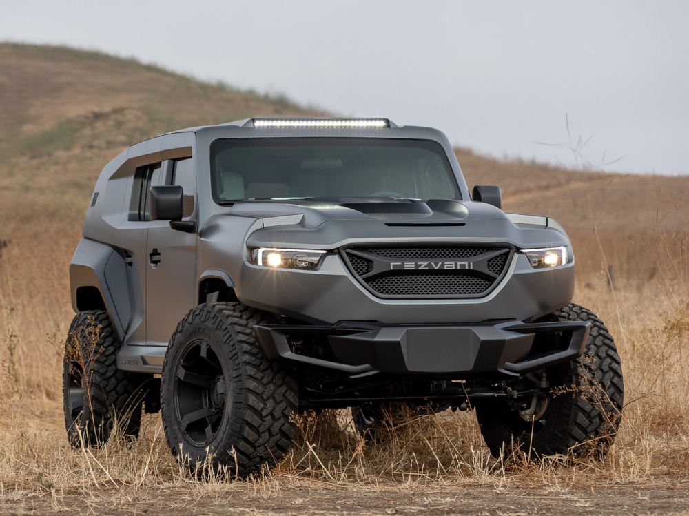 Rezvani Tank 2020 nh&igrave;n từ ph&iacute;a trước