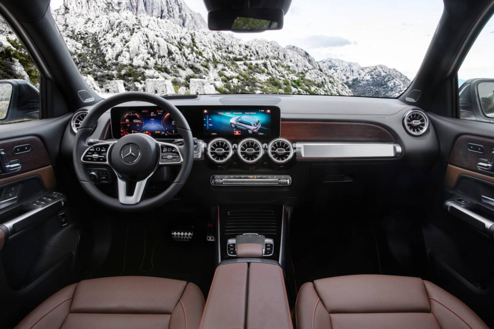 Nội thất sang trọng của Mercedes-Benz GLB Edition 1 2020