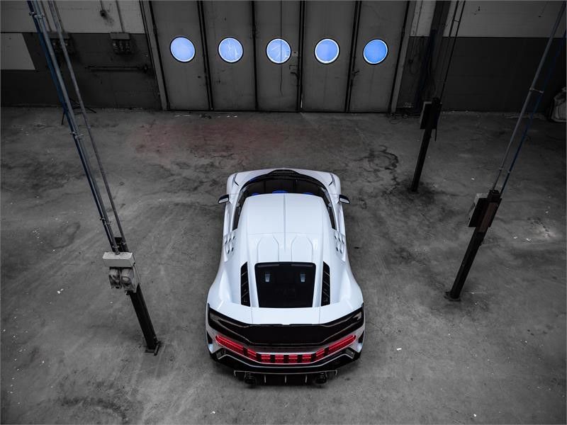Chưa c&oacute; h&igrave;nh ảnh của kh&ocirc;ng gian nội thất&nbsp;b&ecirc;n trong Bugatti Centodieci