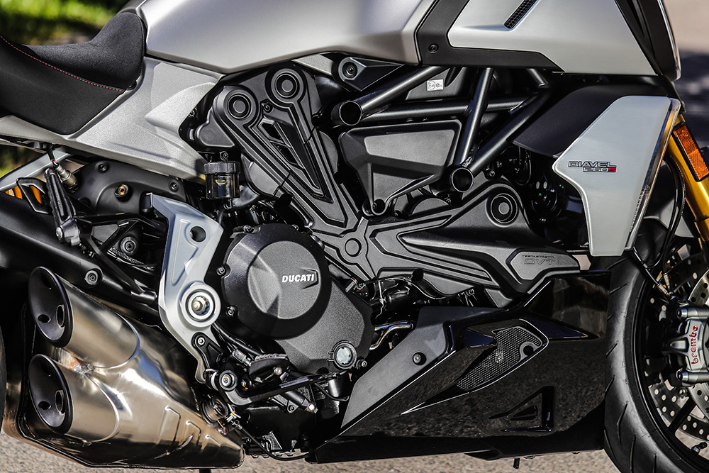 Ducati Diavel 1260 sẽ được trang bị một rổ công nghệ trên xe