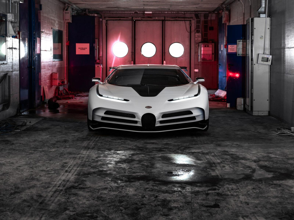 Thiết kế đầu xe ấn tượng của Bugatti Centodieci 